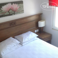 Michelles Suites Номер