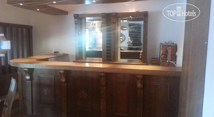 New photos from tourists Michelles Suites