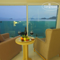 Dragut Point North Hotel