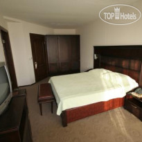 Flora Hotel