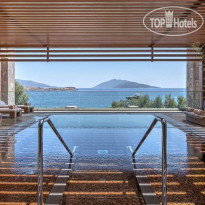 Caresse a Luxury Collection Resort & Spa 