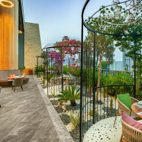 The Norm Collection Doora 