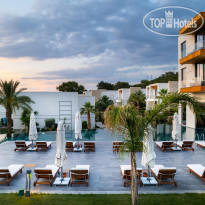 The Norm Collection Doora