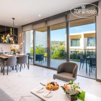 The Norm Collection Doora 