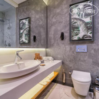 The Norm Collection Doora 