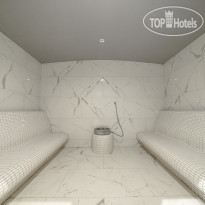 The Norm Collection Doora 