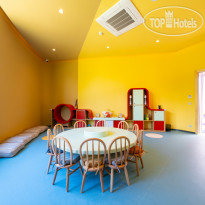 The Norm Collection Doora 