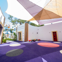 The Norm Collection Doora 