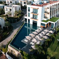 The Norm Collection Doora 