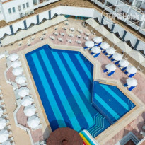 Roseira Beach Resort 