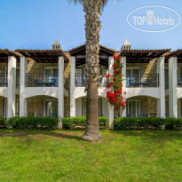 Tiana Beach Resort 