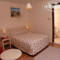 El Vino Hotel & Suites 
