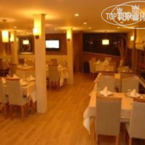 El Vino Hotel & Suites 