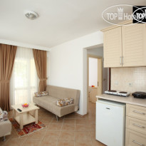 Summer Garden Suites & Beach Hotel 