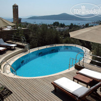 Ada Hotel