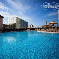 Radisson Blu Hotel Islanbul Sisli Бассейн