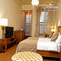 Celine Executive Room