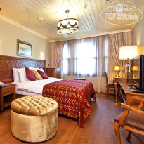 Celine Deluxe Room