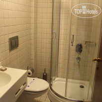 Mono Suites