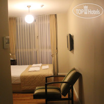Mono Suites