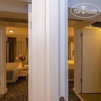 Skalion Hotel Family Room & Connecting