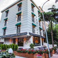 Juliet Rooms & Kitchen