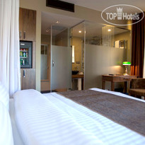 Juliet Rooms & Kitchen