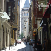 Meroddi Galata Mansion 