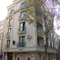 Peyk Hotel