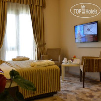 Orya Hotel 