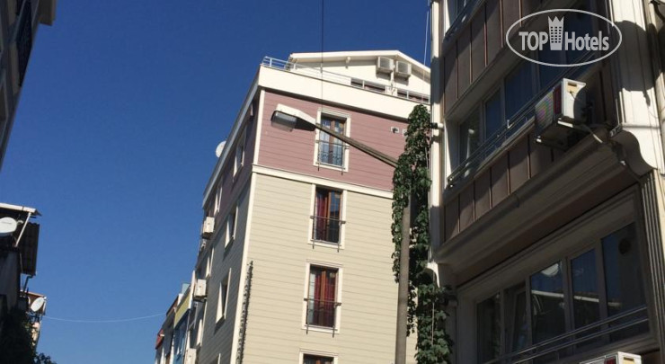 Black Bird Suite Hotel