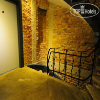 Retropera Hotel