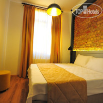 Retropera Hotel