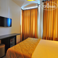 Retropera Hotel