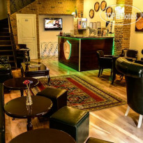 Lancelot Hotel