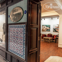 Art Suites Hotel 