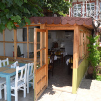Tulip House Hotel