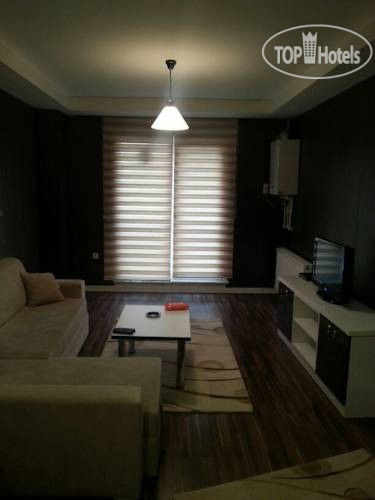New photos from tourists Park House