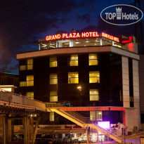 Grand Plaza Hotel Отель