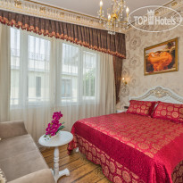 IQ Hotel