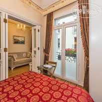 IQ Hotel
