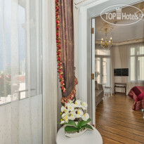 IQ Hotel