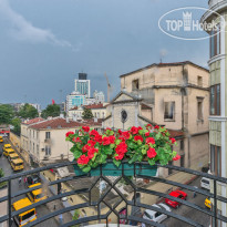 IQ Hotel