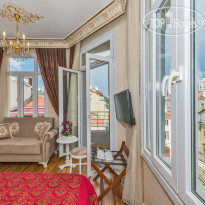 IQ Hotel