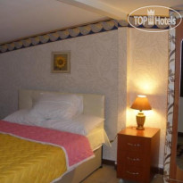 Redriver Hostel 