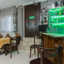 Green House Hostel 