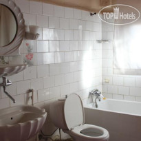 Youth Motel Bosphorus Brooklyn 13 - YMBB 13 