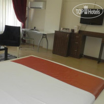 Simal Airport Suites Hotel 