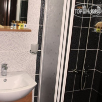 Heaven Suites Hotel
