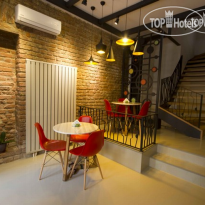 Calanthe Residence